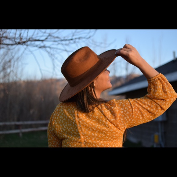 Brand new hats main image 10